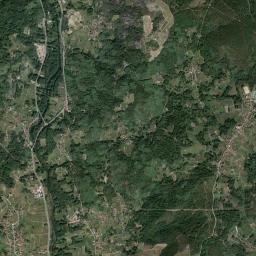 Cenlle High Resolution Satellite Map