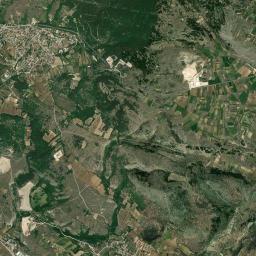 Poggio Picenze High Resolution Satellite Map