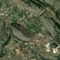 Barisciano High Resolution Satellite Map
