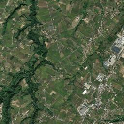 Crecchio High Resolution Satellite Map