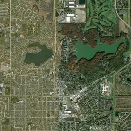 Mundelein High Resolution Satellite Map