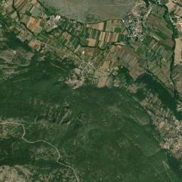 Sant'Eusanio Forconese High Resolution Satellite Map