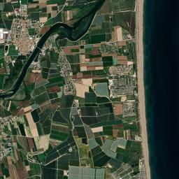 Sant Pere Pescador High Resolution Satellite Map