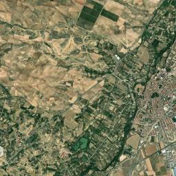 Cintruénigo High Resolution Satellite Map