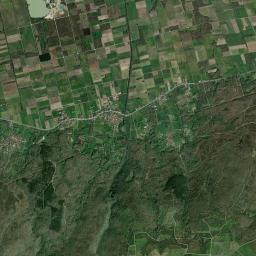 Porqueira High Resolution Satellite Map