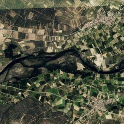 Camarzana de Tera High Resolution Satellite Map