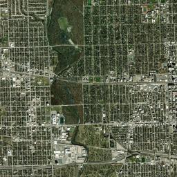 Maywood High Resolution Satellite Map