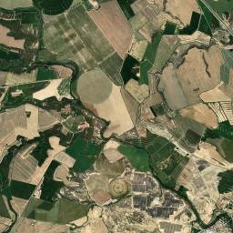 Poleñino High Resolution Satellite Map