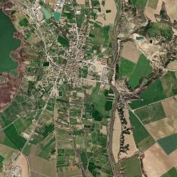 Sariñena High Resolution Satellite Map