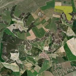 Castronuevo de Esgueva High Resolution Satellite Map