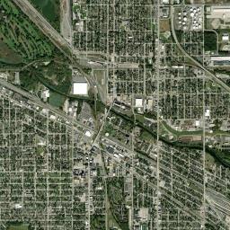 Calumet City High Resolution Satellite Map