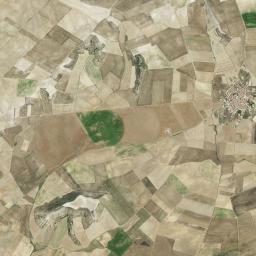 Pinilla de Toro High Resolution Satellite Map