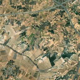 Campillo de Aranda High Resolution Satellite Map