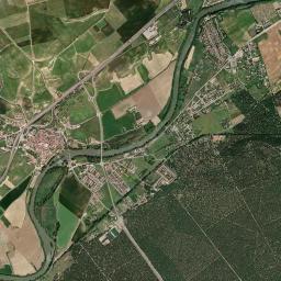 Simancas High Resolution Satellite Map