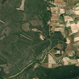 Cubo de la Solana High Resolution Satellite Map