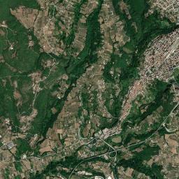 Isernia High Resolution Satellite Map