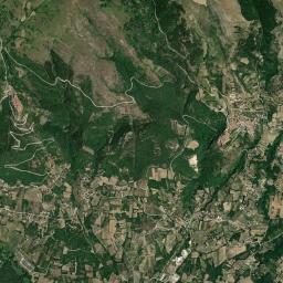 Macchiagodena High Resolution Satellite Map