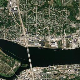 Bettendorf High Resolution Satellite Map