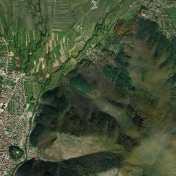 Strelci High Resolution Satellite Map