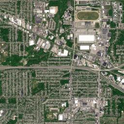 Bedford Heights High Resolution Satellite Map