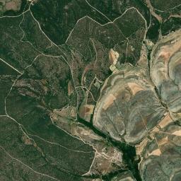 Navares de las Cuevas High Resolution Satellite Map