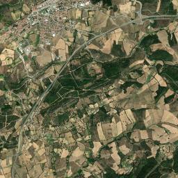 Mogadouro High Resolution Satellite Map