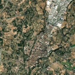 Valls High Resolution Satellite Map