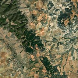 Munébrega High Resolution Satellite Map