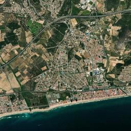 Calafell High Resolution Satellite Map