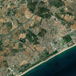 Creixell High Resolution Satellite Map