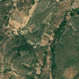 Arahuetes High Resolution Satellite Map