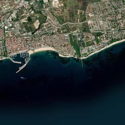 Cambrils High Resolution Satellite Map