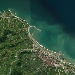 Beşikdüzü High Resolution Satellite Map