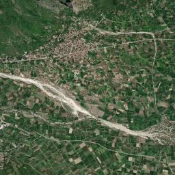 Loutráki High Resolution Satellite Map