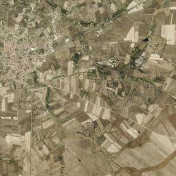 Lumbrales High Resolution Satellite Map