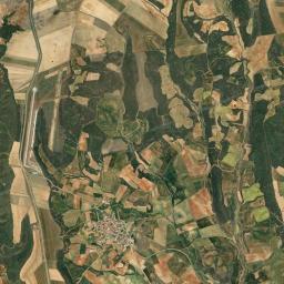 Robledillo de Mohernando High Resolution Satellite Map