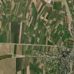 Qarayeri High Resolution Satellite Map