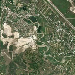 Ura Vajgurore High Resolution Satellite Map