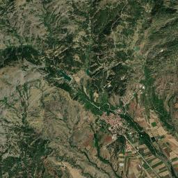 Yapraklı High Resolution Satellite Map