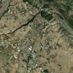 Neochoroúda High Resolution Satellite Map