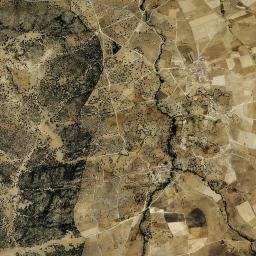 Hurtumpascual High Resolution Satellite Map