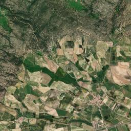 Padiernos High Resolution Satellite Map