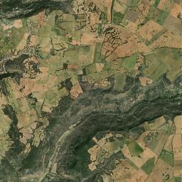 Yélamos de Abajo High Resolution Satellite Map