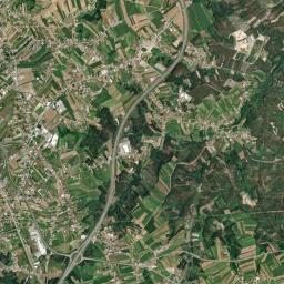 Oliveirinha High Resolution Satellite Map