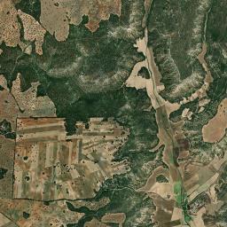 Valdarachas High Resolution Satellite Map