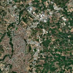 Véroia High Resolution Satellite Map