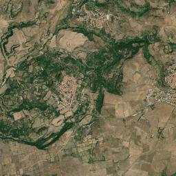 Padria High Resolution Satellite Map