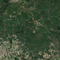 Piedralaves High Resolution Satellite Map