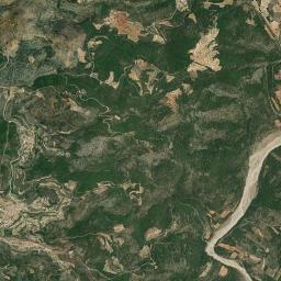 Costur High Resolution Satellite Map