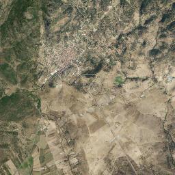 Castillo de Bayuela High Resolution Satellite Map